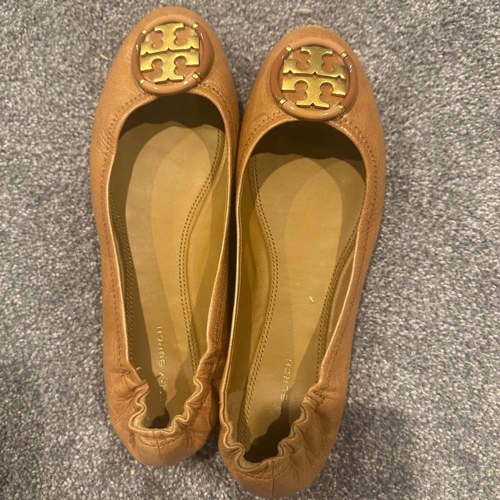 COPY - Tory Burch Minnie Travel Ballet in Royal Tan / Gold